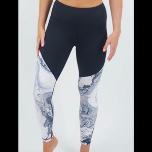 ZYIA Marble Block Leggings